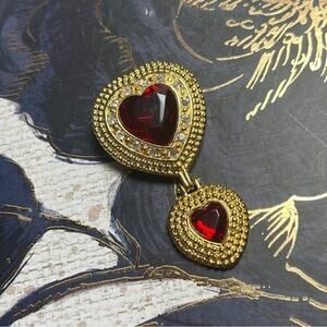 Vintage Victoria’s Secret oversized romantic red heart CZ gold Collectible pin